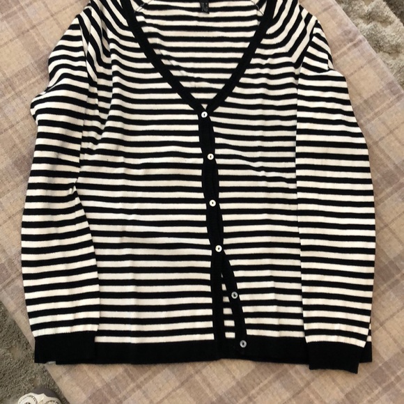 Black and white stripped sweater. - Picture 1 of 4